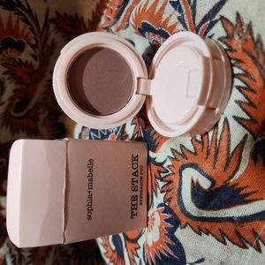 Sophie + Mabelle The Stack eyeshadow duo